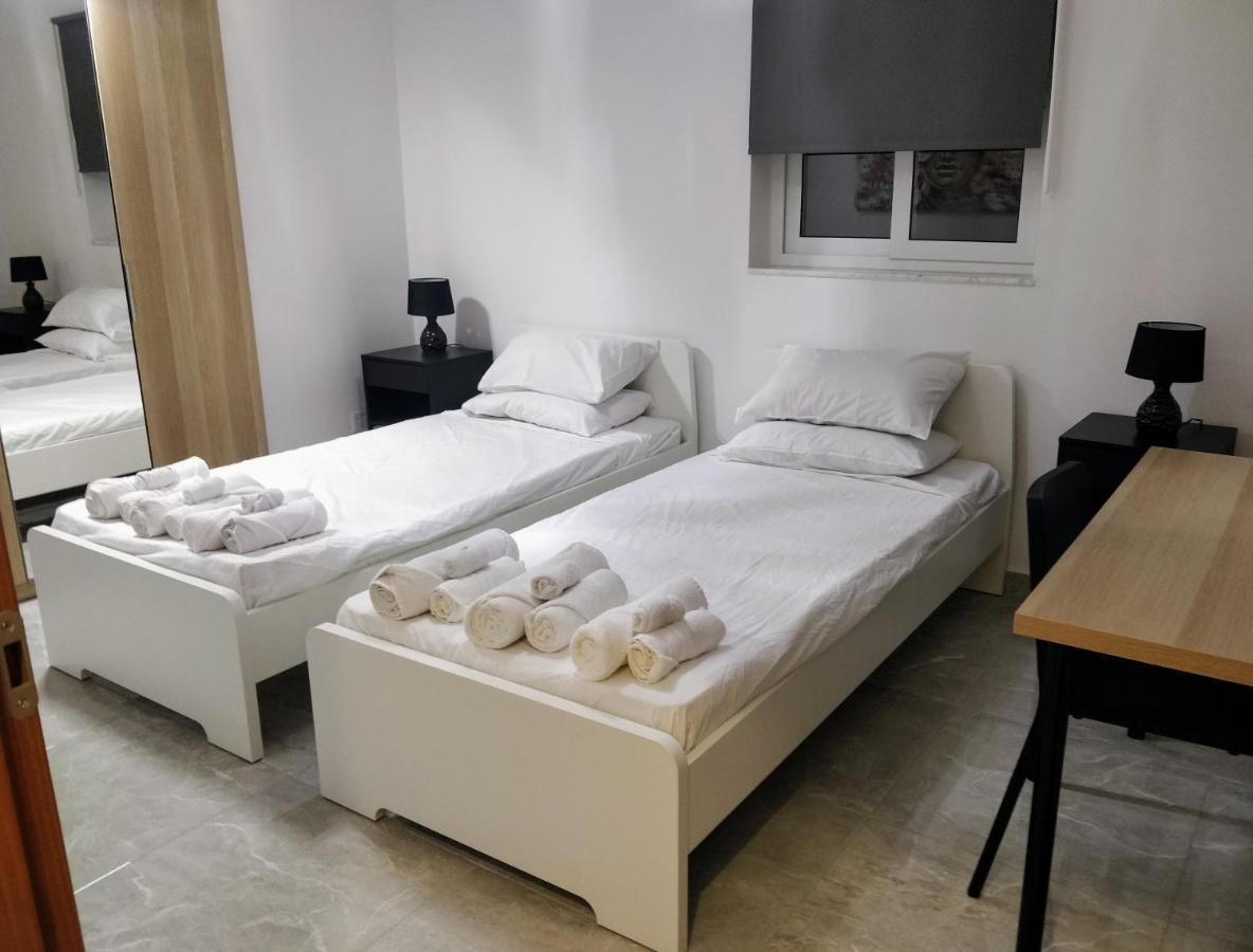 Deggies Apartments - Spacious, Modern Apartment! Naxxar Buitenkant foto